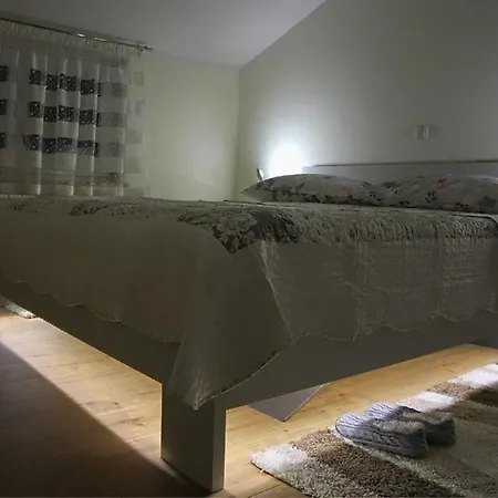 Beautiful Selci Located In Private House With The Private Pool Rijeka