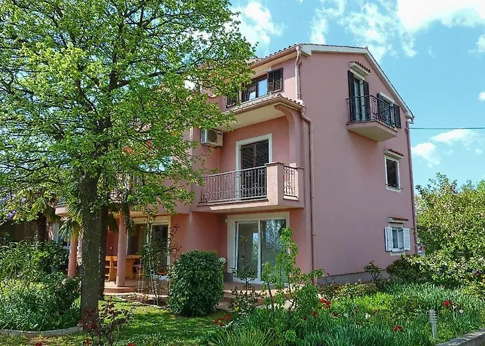 Beautiful Selci Located In Private House With The Private Pool *