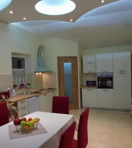 Beautiful Selci Located In Private House With The Private Pool
