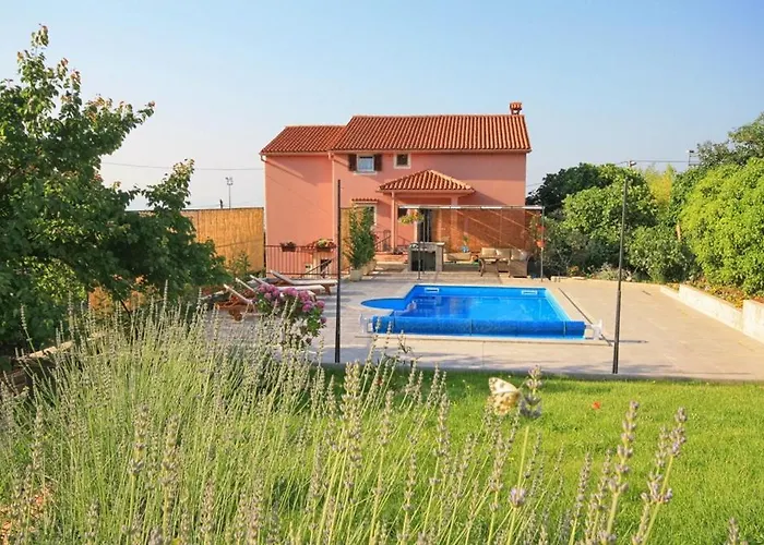Beautiful Selci Located In Private House With The Private Pool *