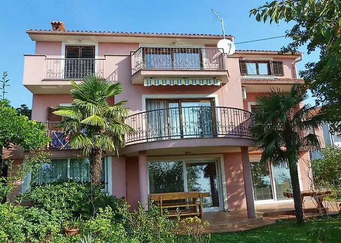 Beautiful Selci Located In Private House With The Private Pool * Rijeka