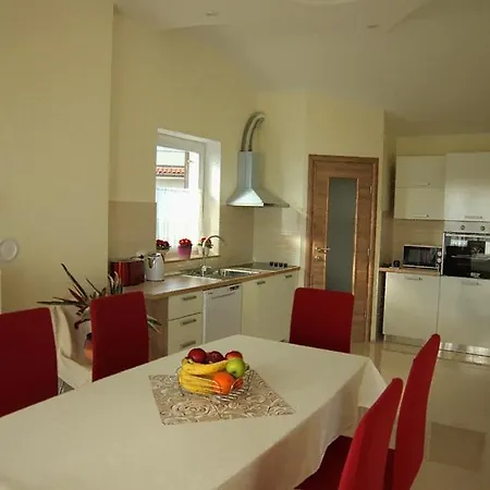 Beautiful Selci Located In Private House With The Private Pool Апартаменты *