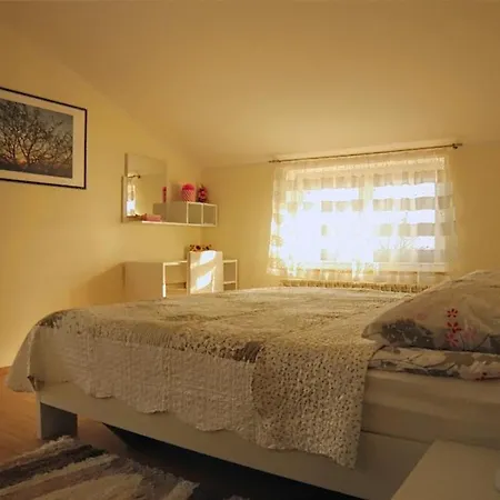 Beautiful Selci Located In Private House With The Private Pool * Ριέκα